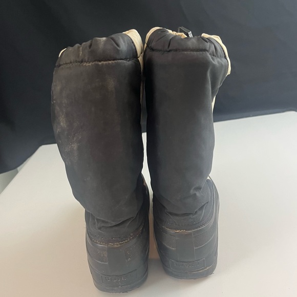 Sorel waterproof boots - Picture 5 of 7